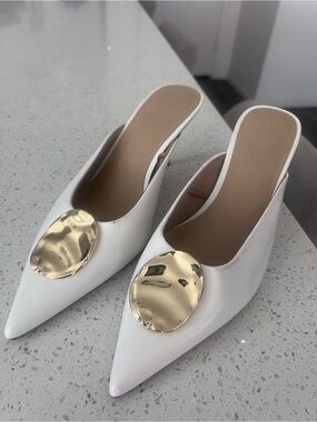 H&M White Pointed-Toe Mules with Gold Disc